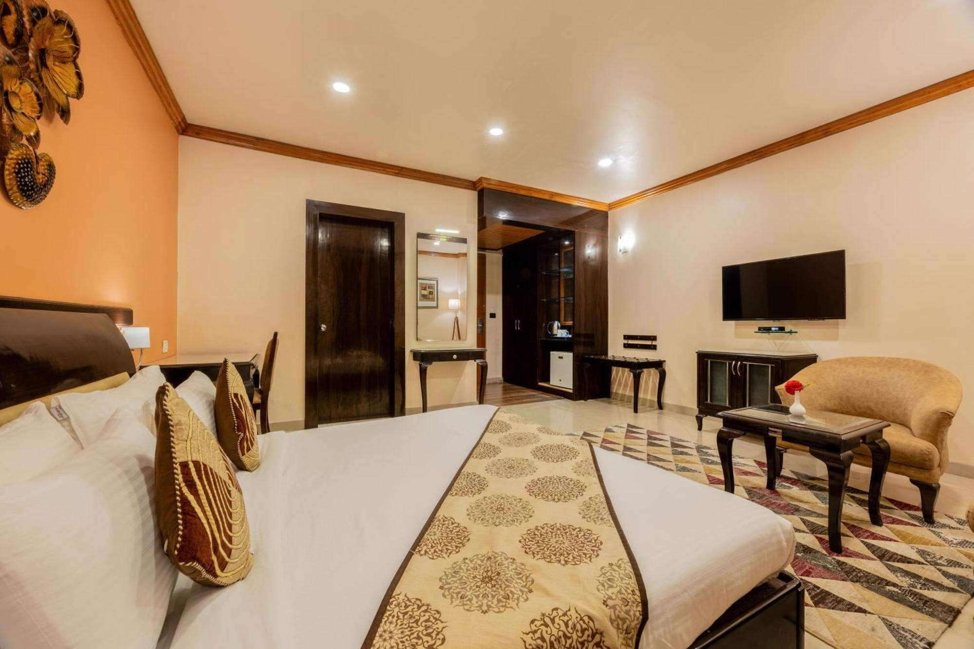 ג'איפור Pink Pearl Hotel מראה חיצוני תמונה